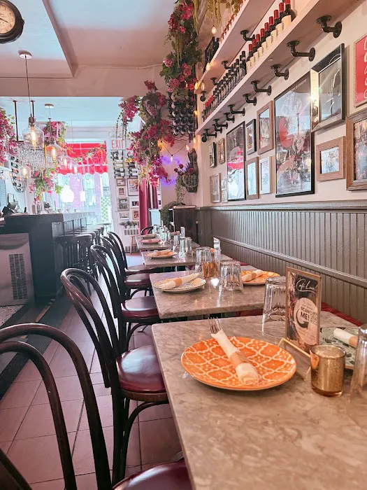 Cafe Luce - Italian Restaurant & Wine Bar Picture 5