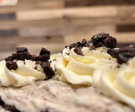 Crumbly Cafe & Bakery