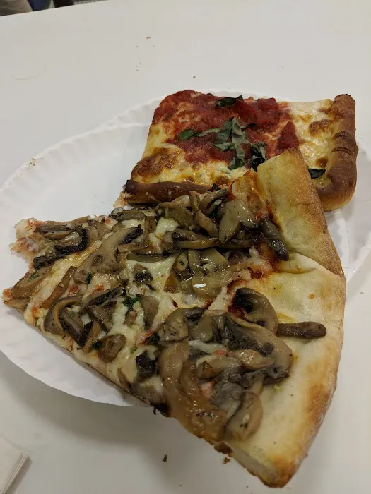 Cassiano's Pizza Picture 9