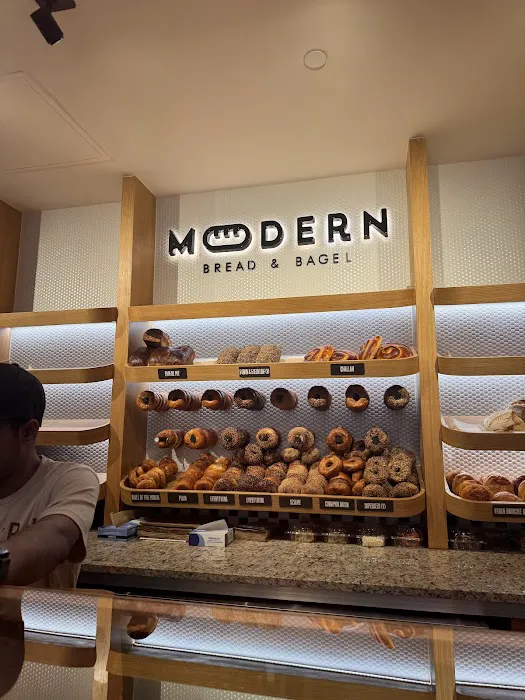 Modern Bread and Bagel Picture 6