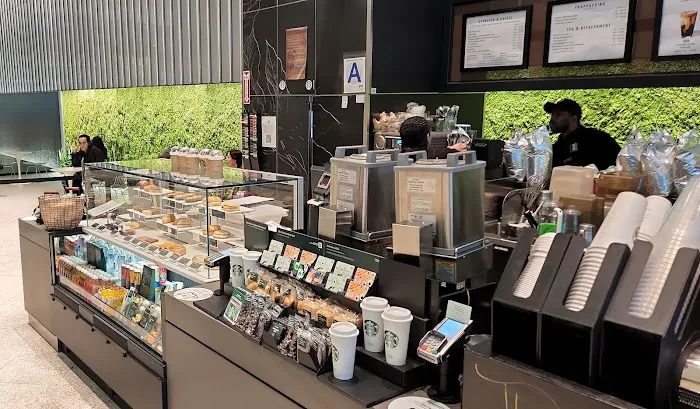 Starbucks Picture 2