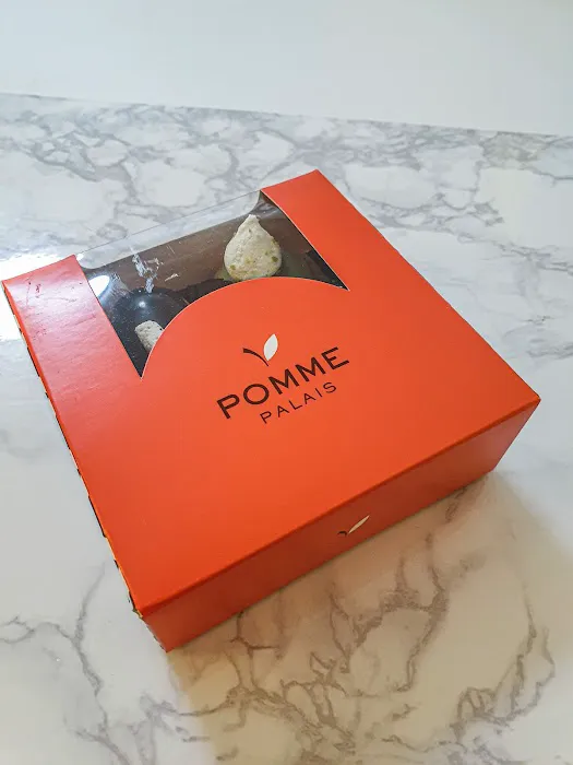 Pomme Palais Picture 9