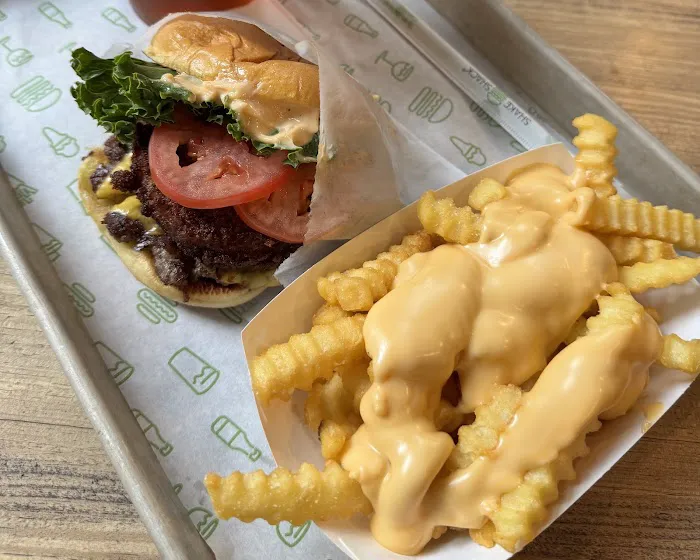 Shake Shack 630 Lexington Ave - 54th & Lex Picture 7