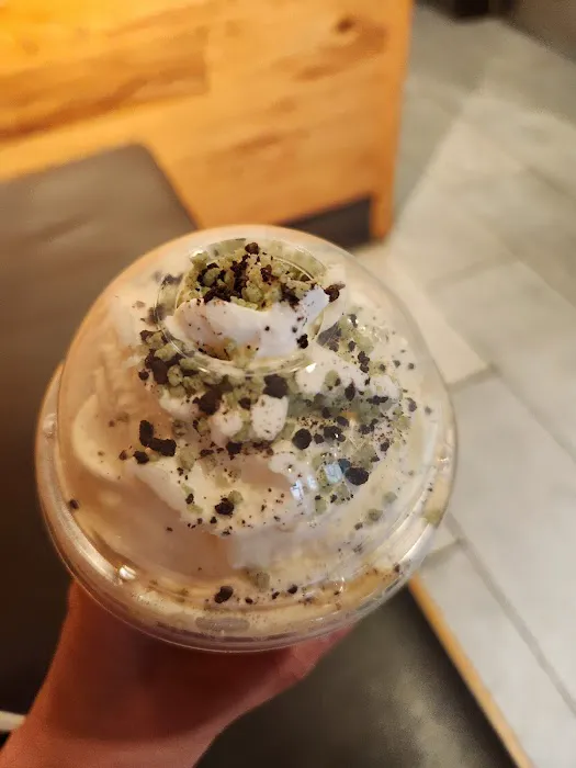 Starbucks Picture 4