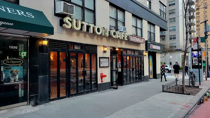Sutton Cafe Picture 2
