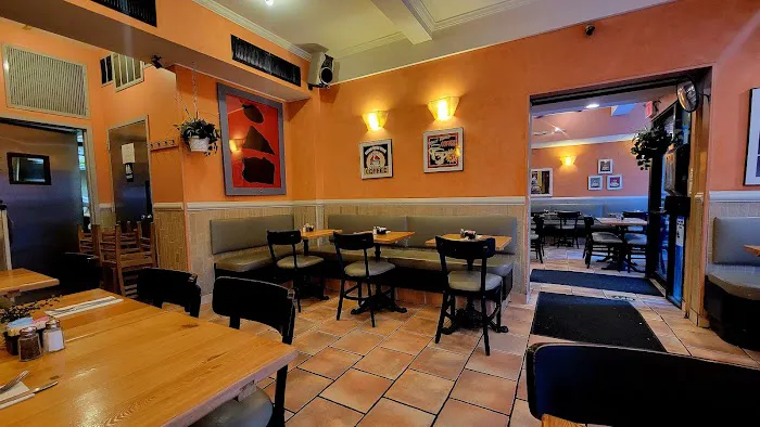 Sutton Cafe Picture 6