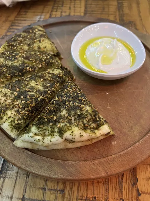 Au Za'atar - Midtown East Picture 4