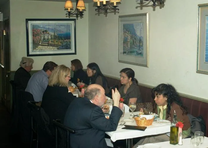 Fresh Basil's Trattoria Picture 4