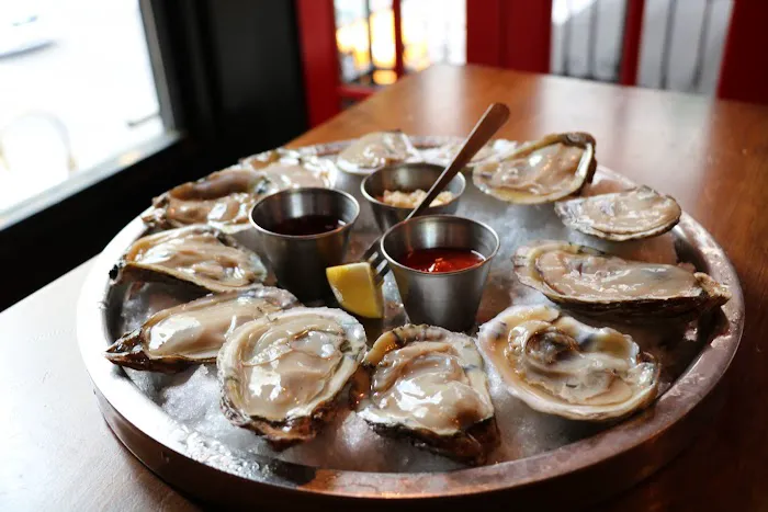 Bloom's Tavern Picture 8