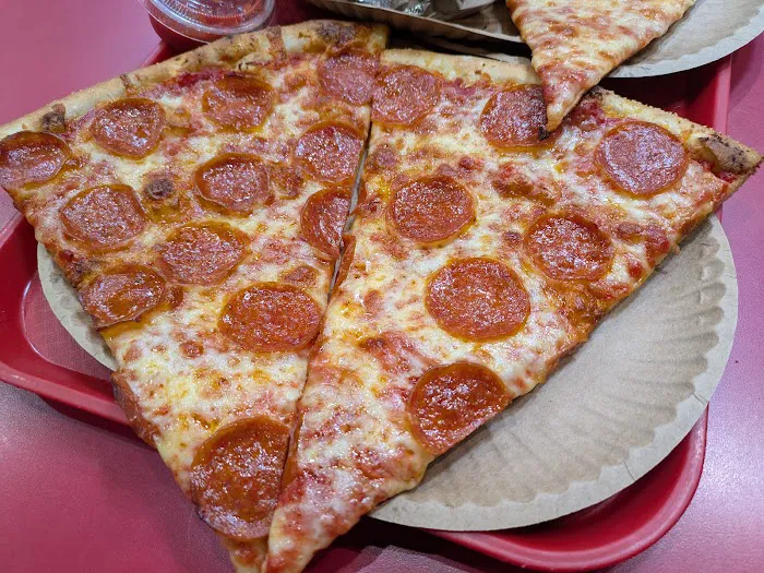 Little Italy Pizza Picture 3