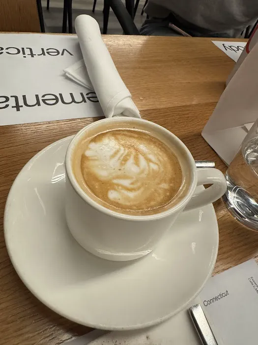 Cafe 2 Picture 10