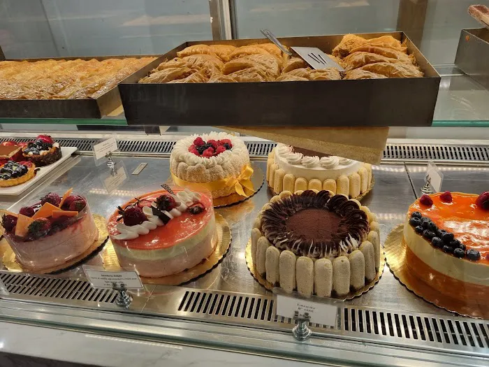 The Bakery Room Picture 9