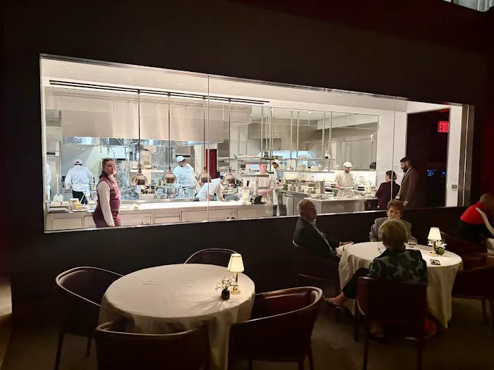 Four Twenty Five, a Jean-Georges Restaurant Picture 3