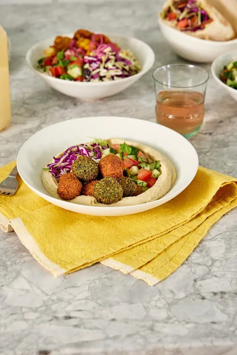 taïm mediterranean kitchen Picture 1