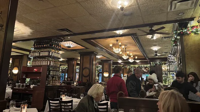 Randolph's Bar and Lounge Picture 1