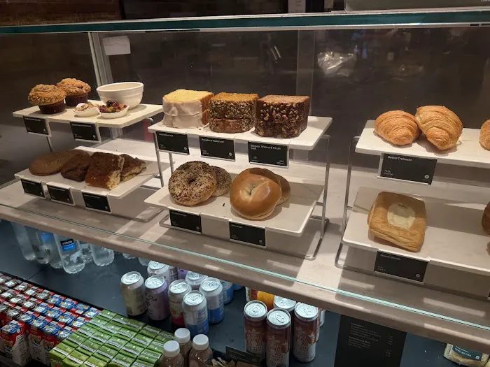 Starbucks Picture 4