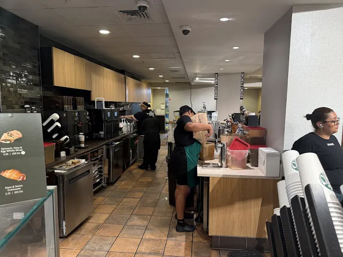 Starbucks Picture 3