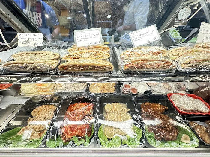 Merci Market Picture 7