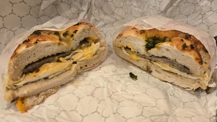 Broad Nosh Bagels Deli & Catering 58th Street Picture 2