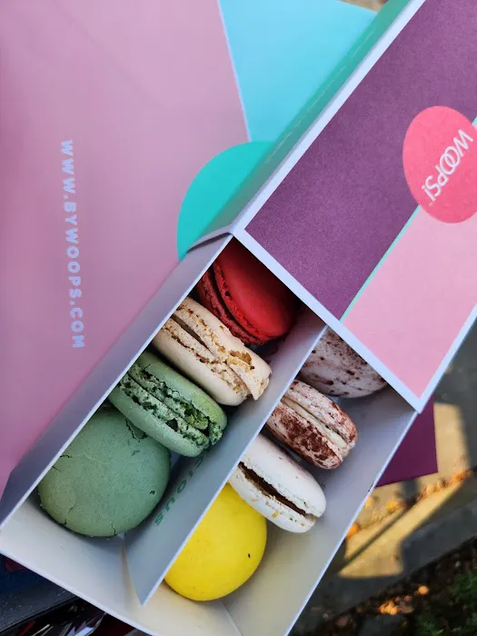 Woops! Macarons & Gifts (Columbus Circle) Picture 3
