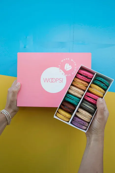 Woops! Macarons & Gifts (Columbus Circle) Picture 1