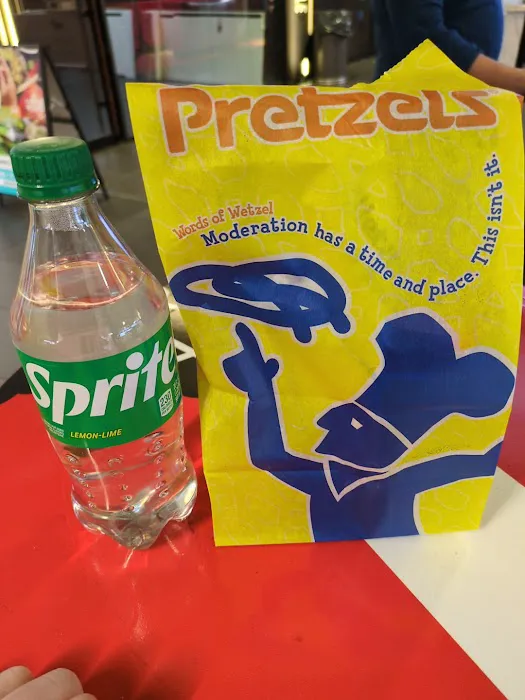 Wetzel's Pretzels Picture 10