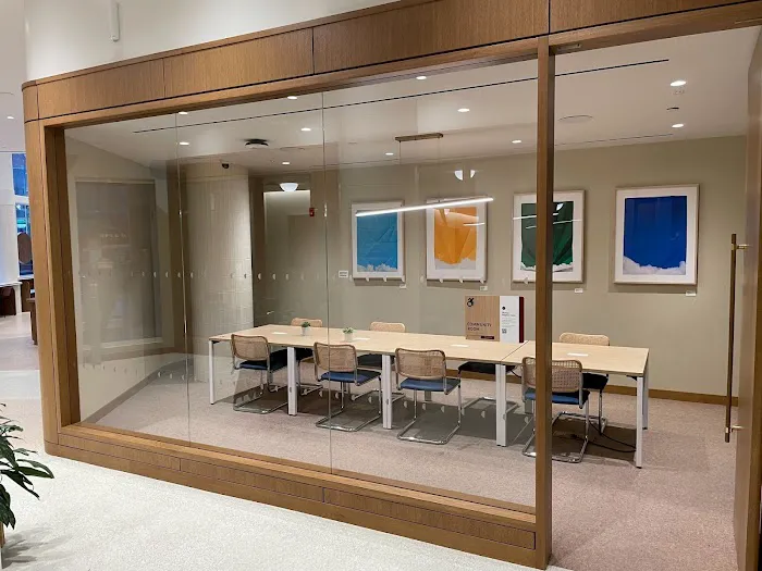 Capital One Café Picture 7