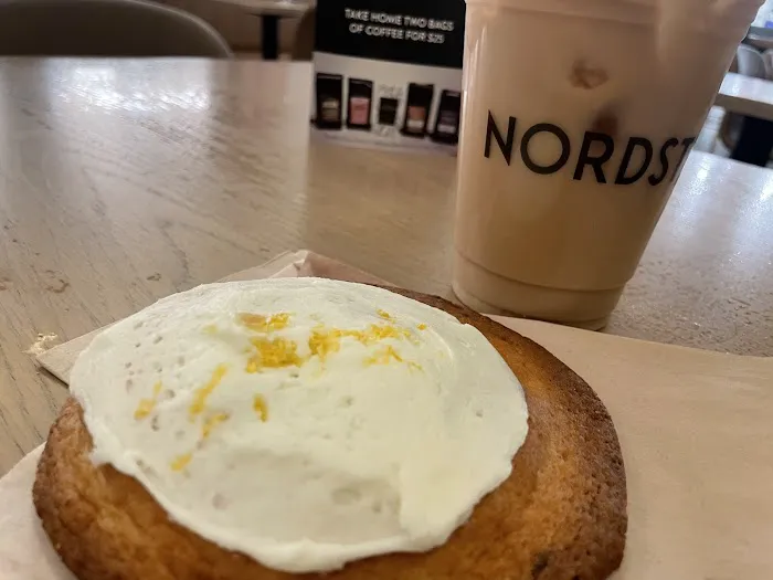 Nordstrom Ebar Artisan Coffee – Manhattan Flagship Picture 4