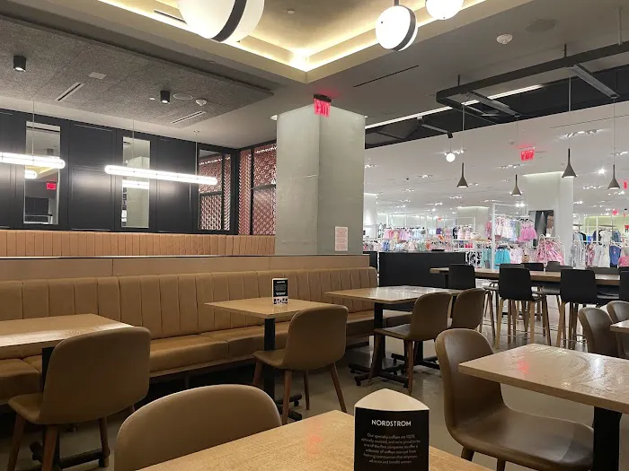 Nordstrom Ebar Artisan Coffee – Manhattan Flagship Picture 3