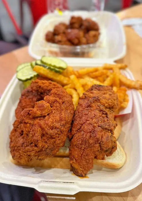 Dave's Hot Chicken Picture 3