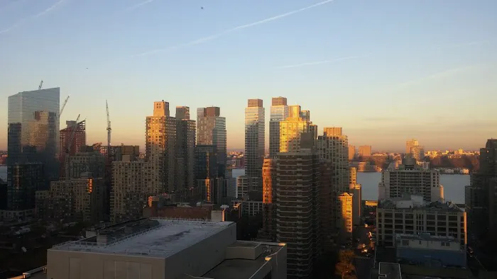 Juilliard & SAB Cafeteria Picture 3