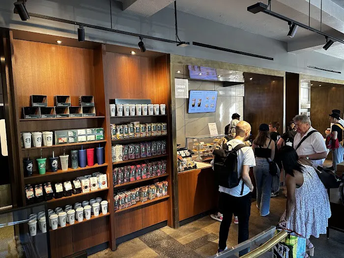 Starbucks Picture 3