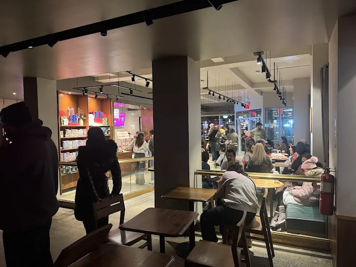 Starbucks Picture 6