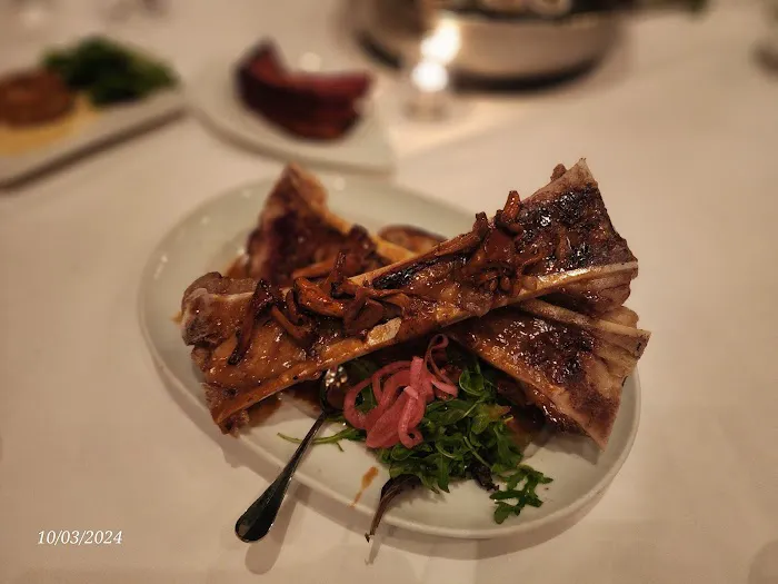 Porter House Bar and Grill Picture 7