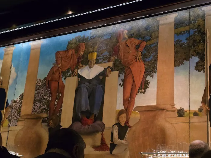 King Cole Bar Picture 6