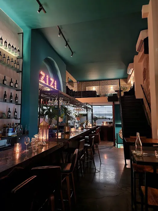 Zizi Wine Bar Picture 4