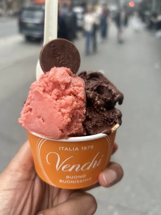Venchi Chocolate and Gelato Columbus Av Picture 2