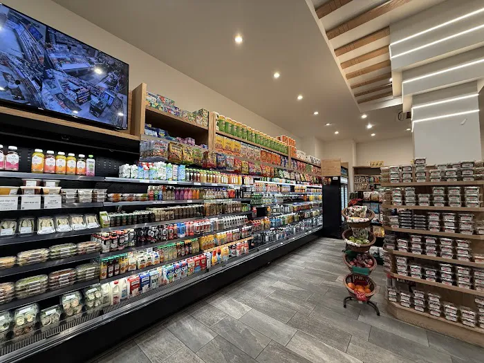 Central Valley Deli Picture 3