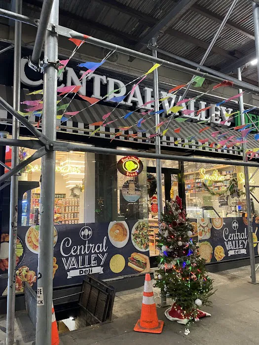 Central Valley Deli Picture 8
