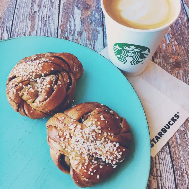 Starbucks Picture 4