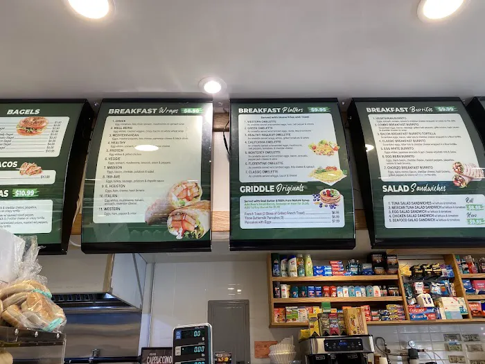 Green Apple Gourmet Market Deli Picture 3