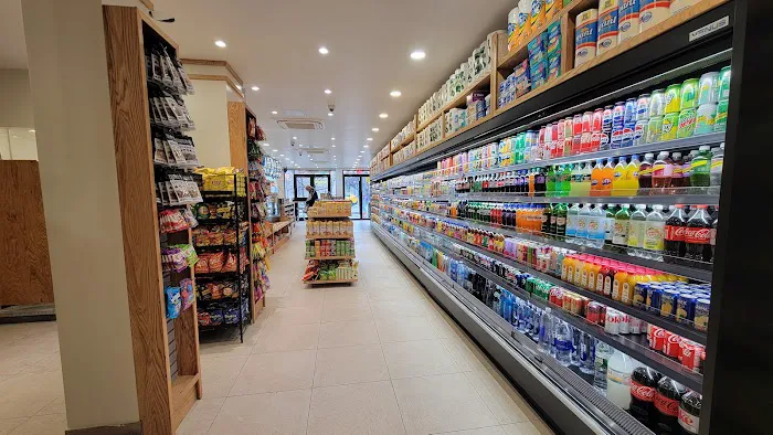 Green Apple Gourmet Market Deli Picture 4
