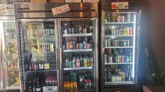 City Hops Craft Beer and Wine Bar Picture 9