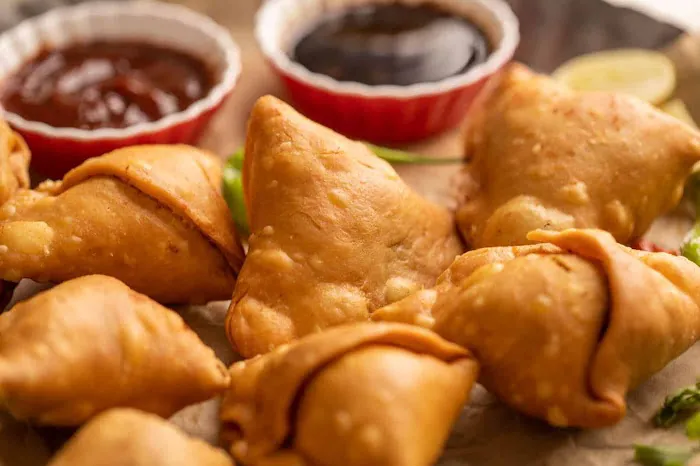 Tikka Rolls and Bowls Picture 3