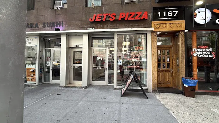 Jet's Pizza Picture 8