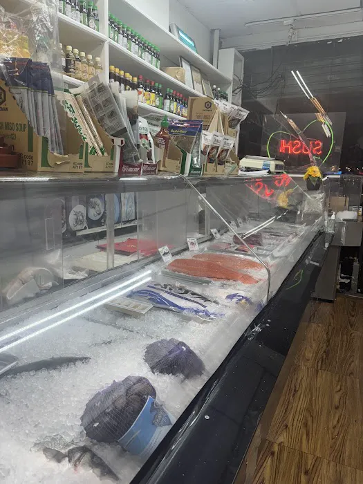 Roy's Fish Market Picture 9