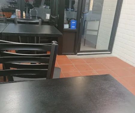 Uncle Vinny's Pizza