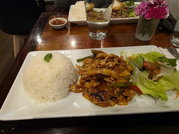 Grata Thai Cuisine Picture 3