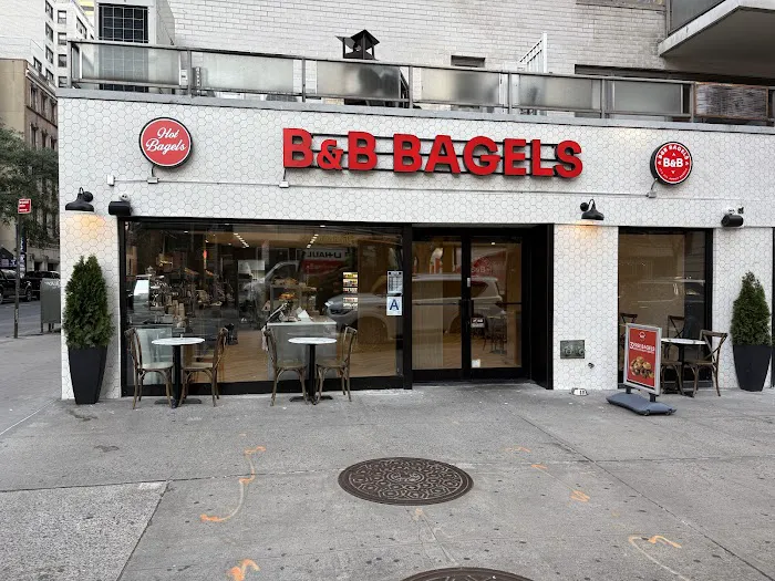 B&B BAGELS Picture 3