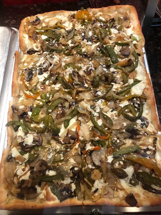 Lunetta Pizza & Restaurant Picture 2